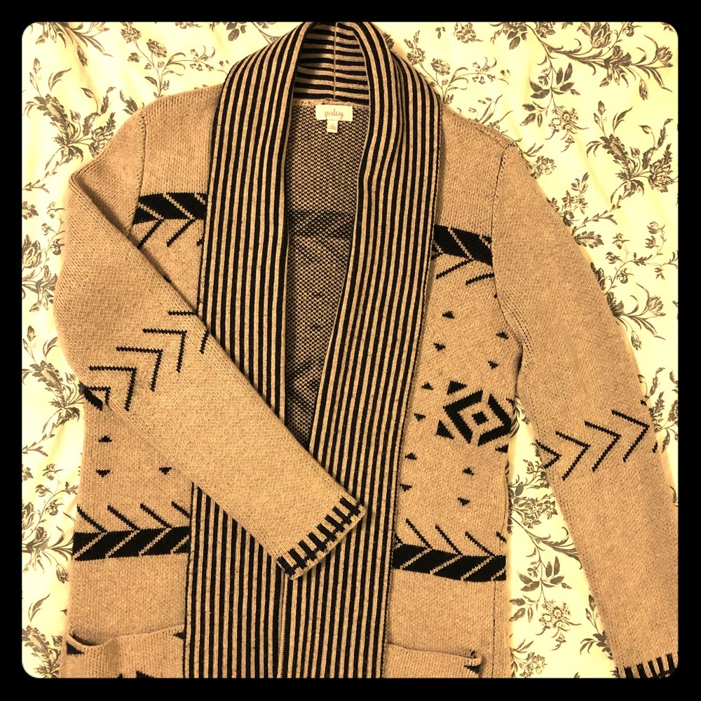 Aztec print cardigan (beige) - REDUCED!